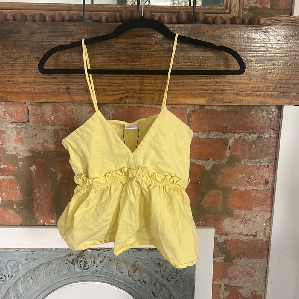 Zara yellow crop top, size med